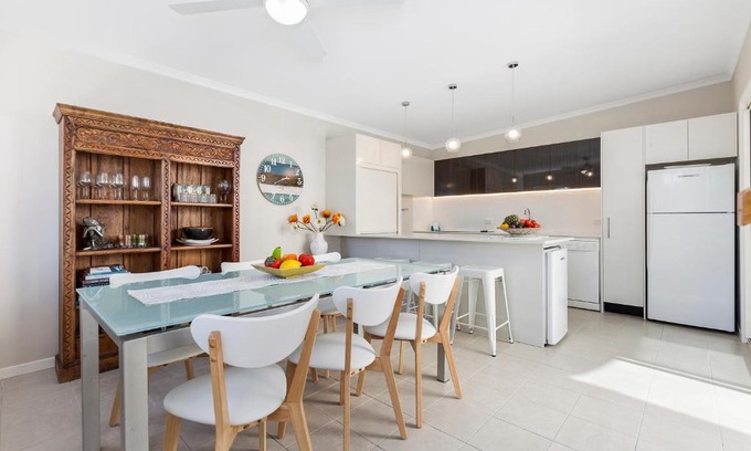 Sunshine Beach Apartment | The Courtyards on Hill St
