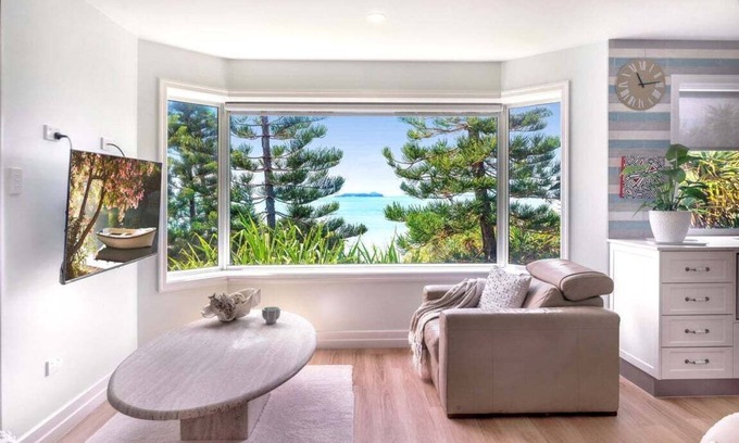 Zilzie House | The Cove - Ocean View Bliss