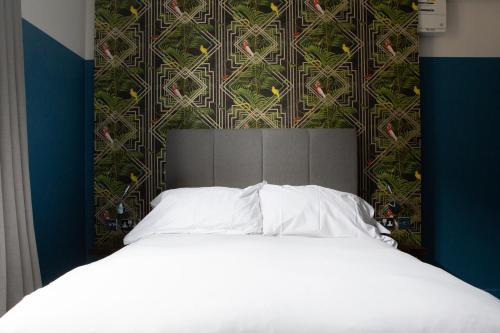 Peninsula Hotel | The Crown Rooms