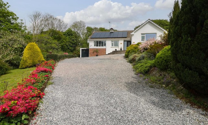 Wiseman's Bridge House | The Dingle