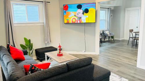 Cleveland House | The Disney House In Cleveland Plus Game Room!