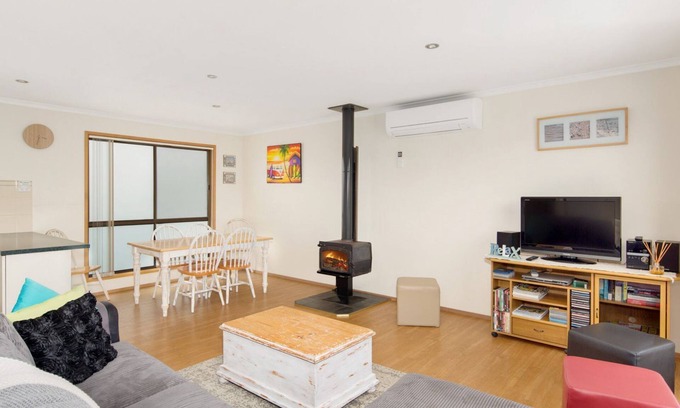 Surf Beach House | The Dunes on Glen