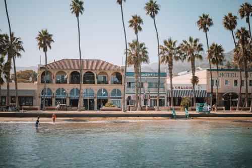 Avalon Hotel | The Edgewater