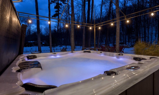 Tiny Cottage | The Emerald near Lafontaine beach for family stays