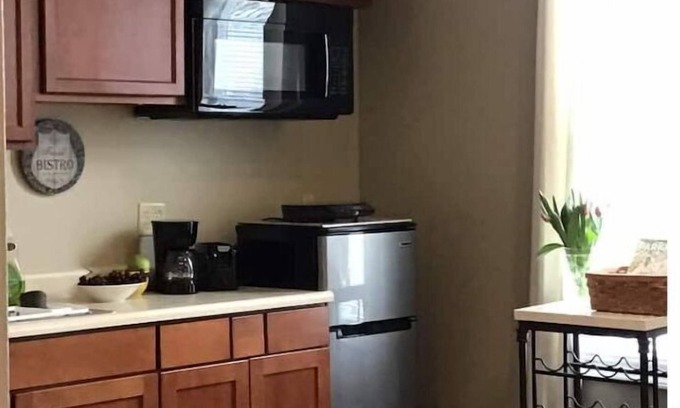 Dayton Apartment | The European inspired Studio Apartment close to UD
