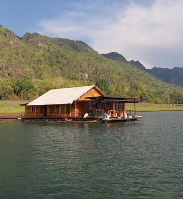 Thong Pha Phum Hotel | The Floating Lake House