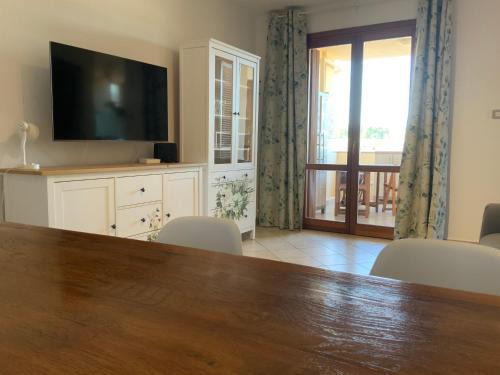 Olbia Apartment | The flower home
