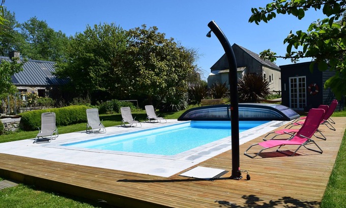 Saint-Nicolas-de-Pierrepont House | The Stables - heated pool - 8 mins from beaches