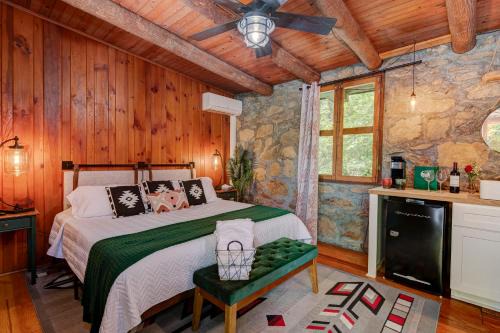 Waynesville Hotel | The Furry Lodge Suite #4