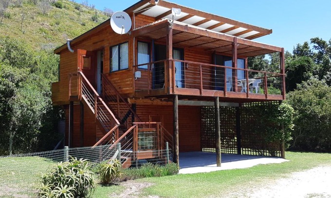 Knysna House | "The Gatehouse", Goosebumps - Cottage in Lake Brenton on Knysna Lagoon