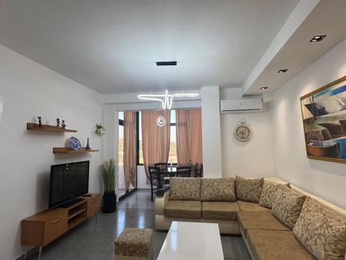 Lushnje Apartment | The Golden Corner