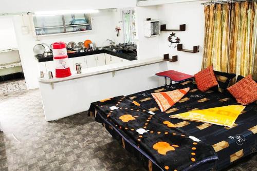 Sualkuchi House | The Golden Nest Cottage - Two Bedrooms with King size Beds and a private open kitchen - Non-AC, kitchen uses 200 per night