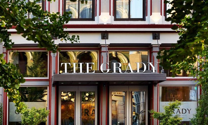 West Main Historic District Hotel | The Grady Hotel