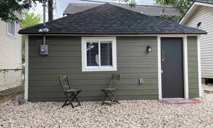 South Central Houston Apartment | The GREEN Tiny House