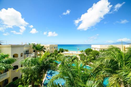 Vaughans Resort | The Hamilton Beach Villas & Spa
