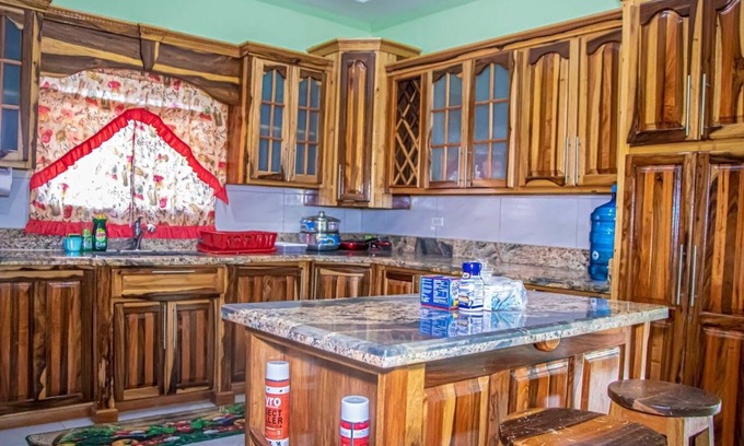 St. Ann's Bay Villa | The Hamilton's Nature Villa