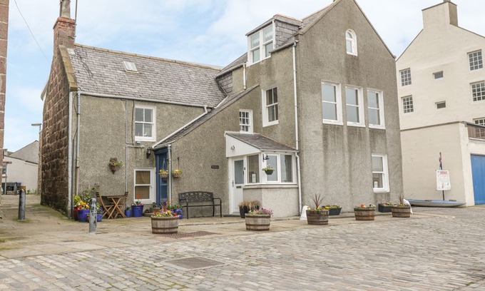 Stonehaven Cabin | The Haven 12 Shorehead, STONEHAVEN