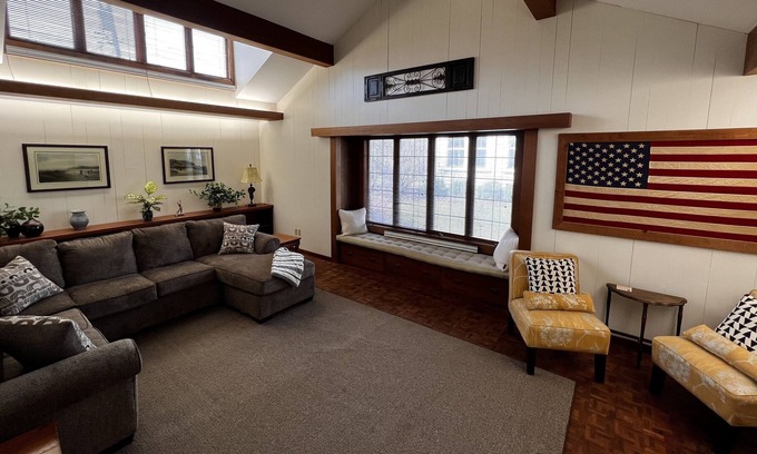 Kohler House | The heart of Kohler - Enjoy world class golf, the water spas, and American club
