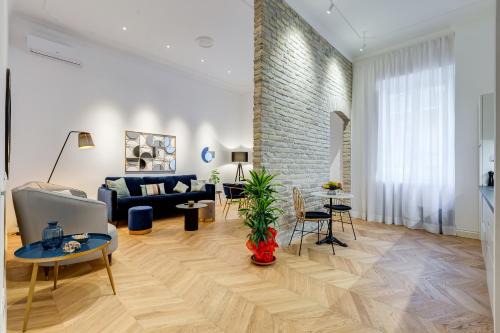 Rione XVI Ludovisi Apartment | The Heart of Rome Luxury House