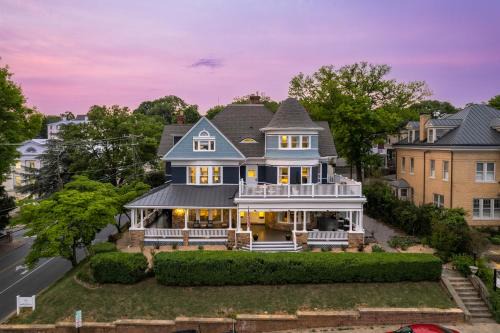 Staunton Hotel | The Historic Berkeley Place