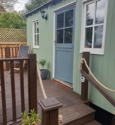Bromsash Other | The Honeypot Shepherds Hut