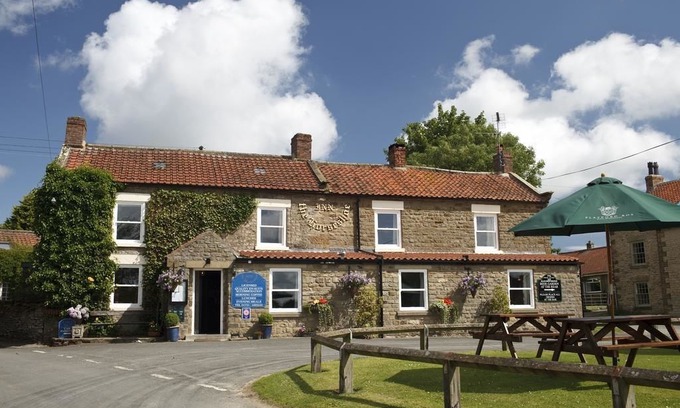 Levisham Hotel | The Horseshoe Inn