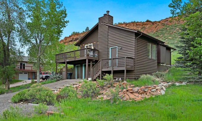 Fort Collins House | The Horsetooth Stoop | Biking, Boating & Sunsets
