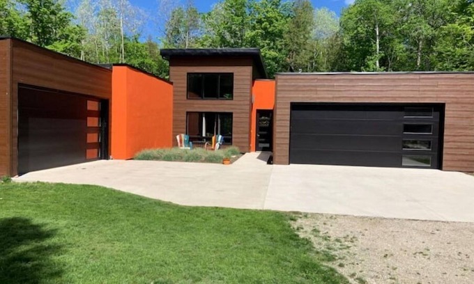 Fish Creek House | The House on Highrock Creek
