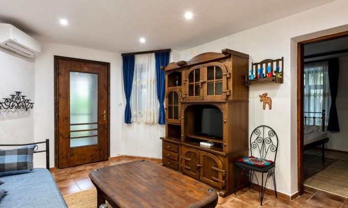 Veliko Tarnovo Center Apartment | The House with the Bell/Къщата с камбанката