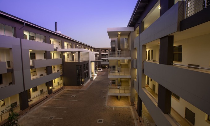 Greater Johannesburg Metropolitan Area Hotel | The Hub