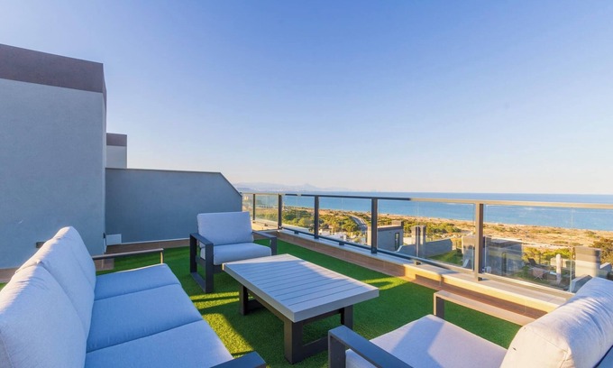 Gran Alacant Apartment | The Icon - Luxury with Ocean Views