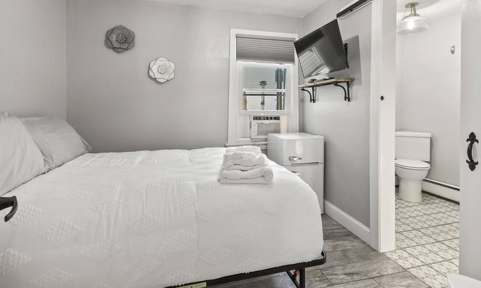 Ocean Grove Bed & Breakfast | The Inn at Ocean Grove - Sunny Corner