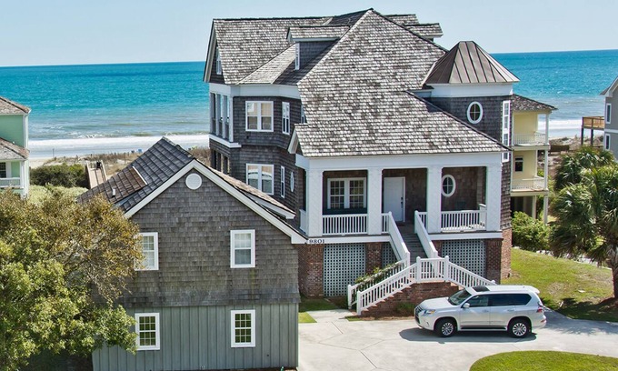 Emerald Isle House | The Jolly Fisherman, Oceanfront House in Emerald Isle, NC!