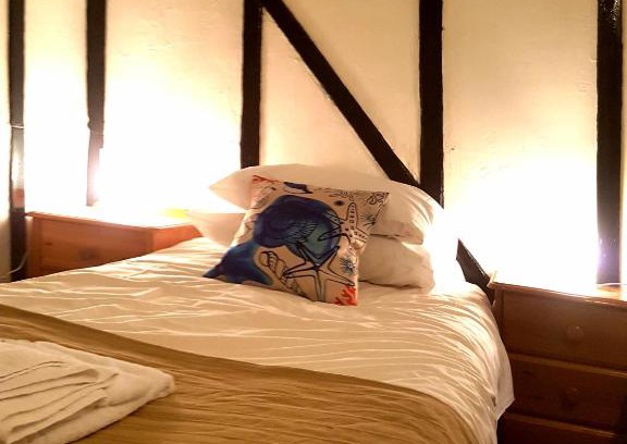 Old Town Hastings Bed & Breakfast | The Jolly Fisherman