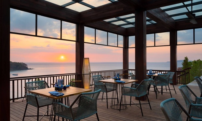 Pemenang Hotel | The Kayana Beach Lombok