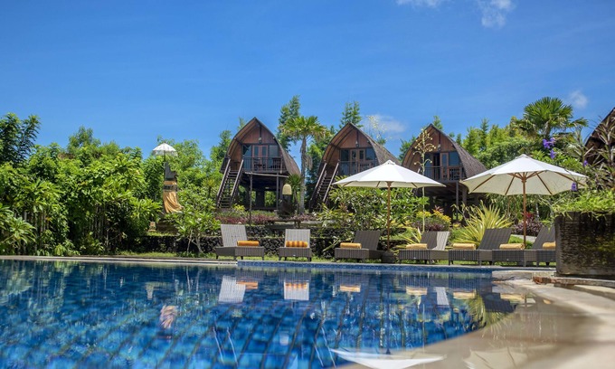 Bukit Hotel | The Kirana Ungasan