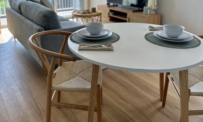 Broadmeadow Apartment | The Laneway Private Retreat, Cosy and Convenient. In the heart of Newcastle