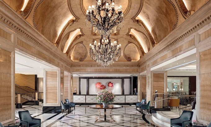 Tsim Sha Tsui Hotel | The Langham, Hong Kong