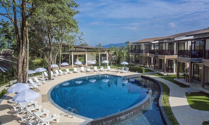 Khuekkhak Hotel | The Leaf On The Sands by Katathani - SHA Extra Plus