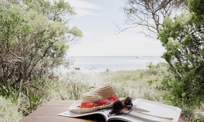 Capel Sound Cottage | The Leaning Tree - Little blue beach house and beach-box on the bay