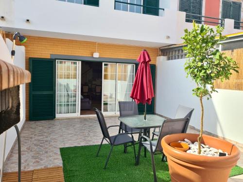 Olhao House | The lemon yard house, 3 bedrooms, patio and barbecue, in Olhão
