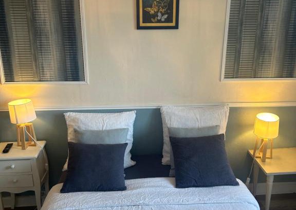 Chateaulin Bed & Breakfast | The LightHouse Chambres à louer