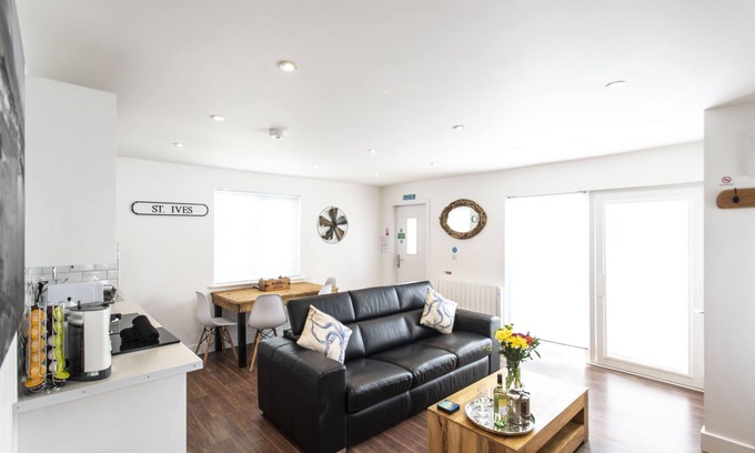 St Ives Apartment | The Lighthouse
