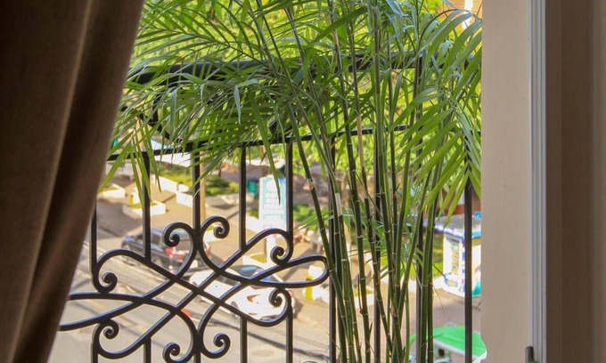 Ninh Kieu Hotel | The Lighthouse