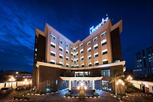 Lekki Phase 1 Hotel | The Lilygate Lagos