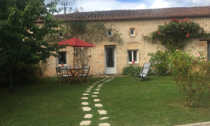 Marillac-le-Franc Cottage | The little chabrou cottage for 5 people