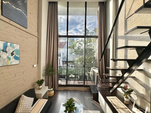 Old Quarter Apartment | The Little Hanoi - Duplex - Old Quater - Street View