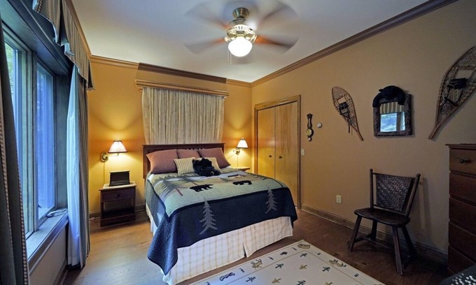 Kattskill Bay Cabin | The Lodge at Warner Bay, Lake George Retreat for Up to 20 People