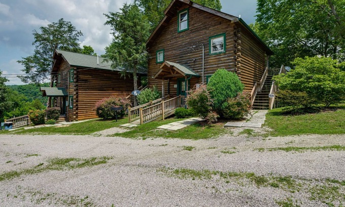 Allons Cabin | The Lodge-Cab.16 at MC Marina on Dale Hollow Lake near Standing Stone State Park