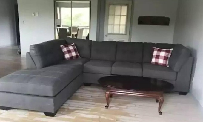 Gravenhurst Resort | The Loon Lodge at Granite Ridge